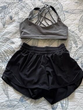 Lululemon size 6 set
